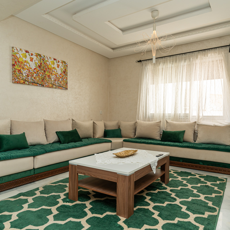 Instapklaar investeringsappartement — Place Mozart, Tanger — 80 m², 2 slpk, ondergrondse parking