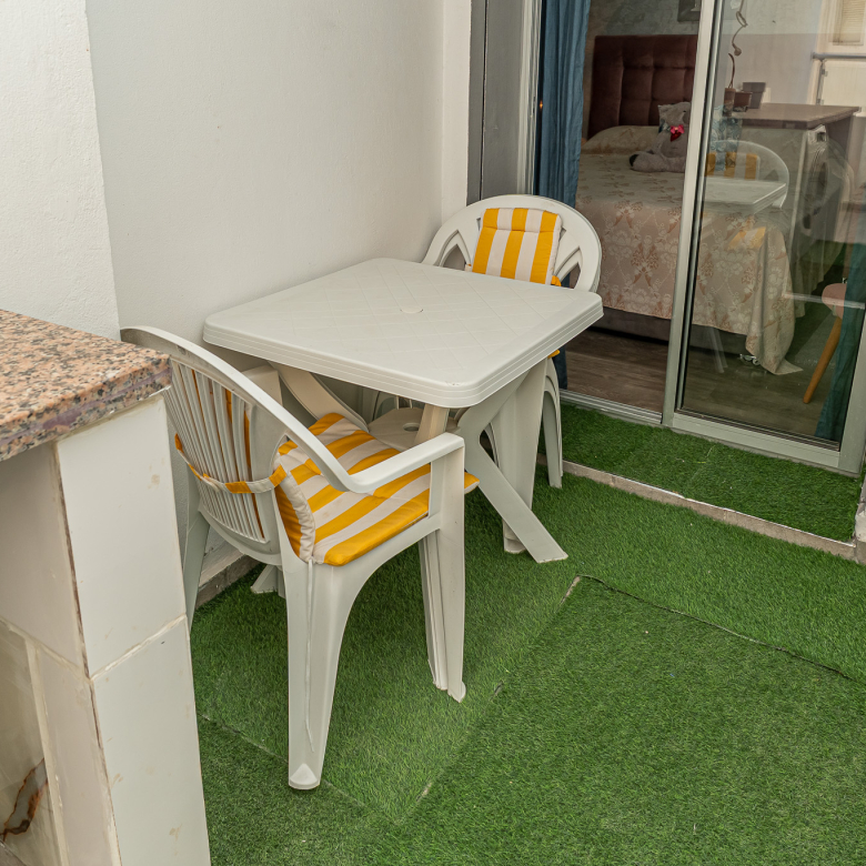 Instapklaar investeringsappartement — Place Mozart, Tanger — 80 m², 2 slpk, ondergrondse parking