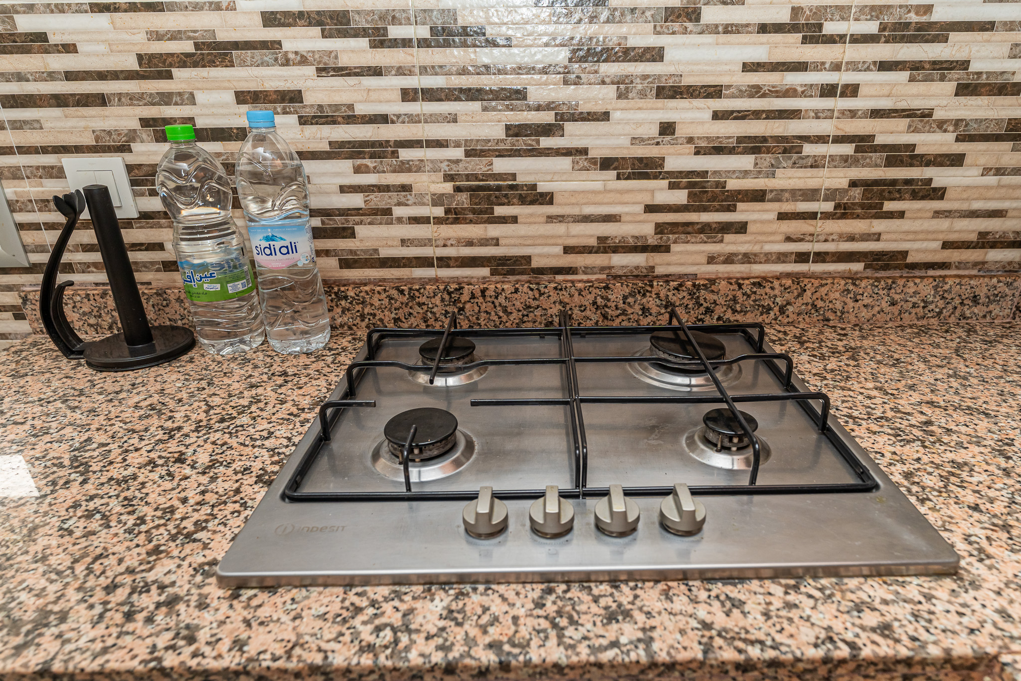 Instapklaar investeringsappartement — Place Mozart, Tanger — 80 m², 2 slpk, ondergrondse parking