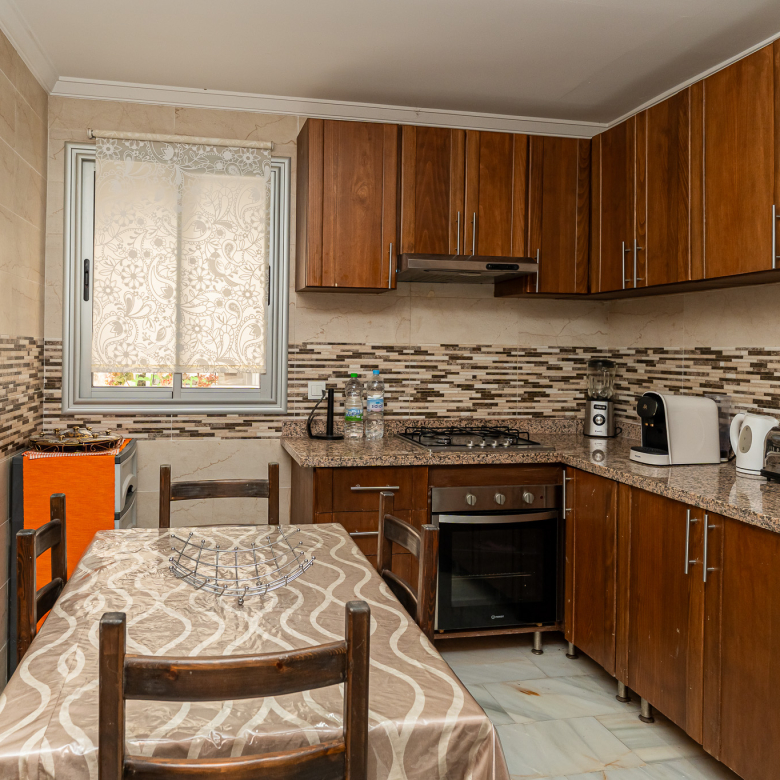 Instapklaar investeringsappartement — Place Mozart, Tanger — 80 m², 2 slpk, ondergrondse parking