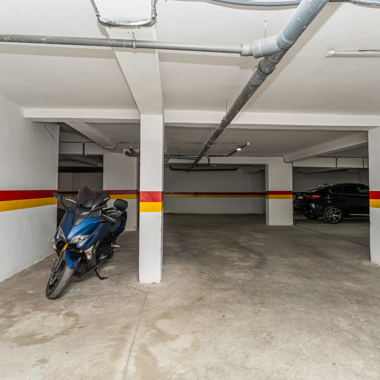 Instapklaar investeringsappartement — Place Mozart, Tanger — 80 m², 2 slpk, ondergrondse parking