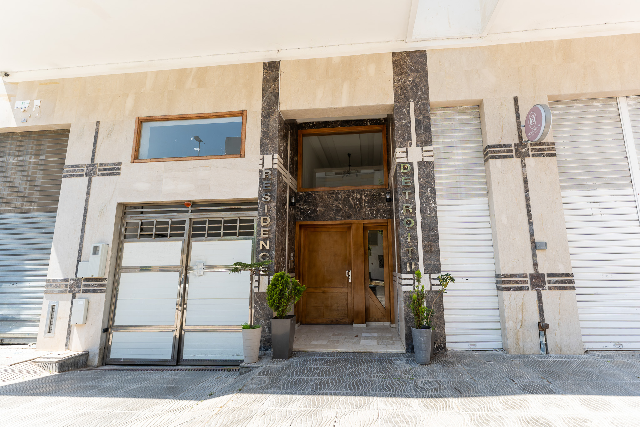 Instapklaar investeringsappartement — Place Mozart, Tanger — 80 m², 2 slpk, ondergrondse parking