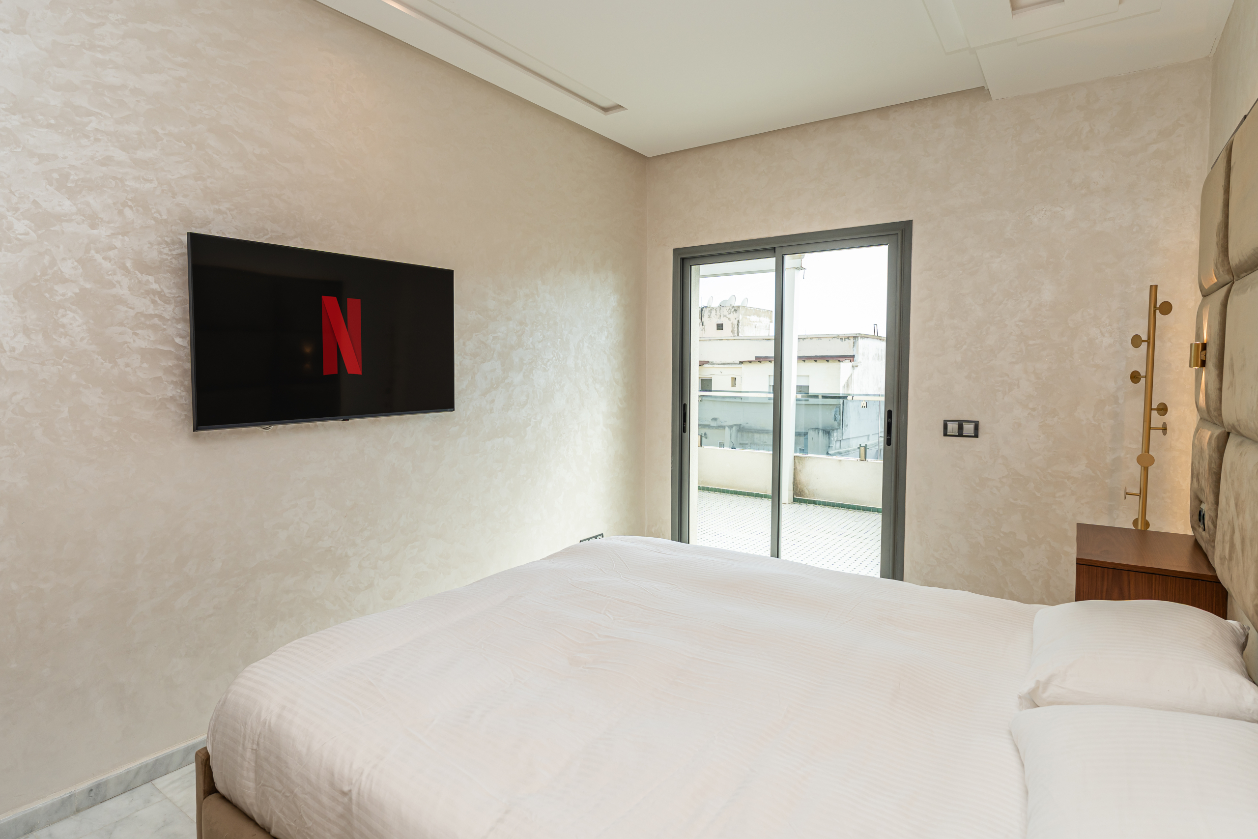 Stijlvol business-appartement — Executive Terrace, Tanger — 105m², 3slk, ondergrondse privé parkeerplaats