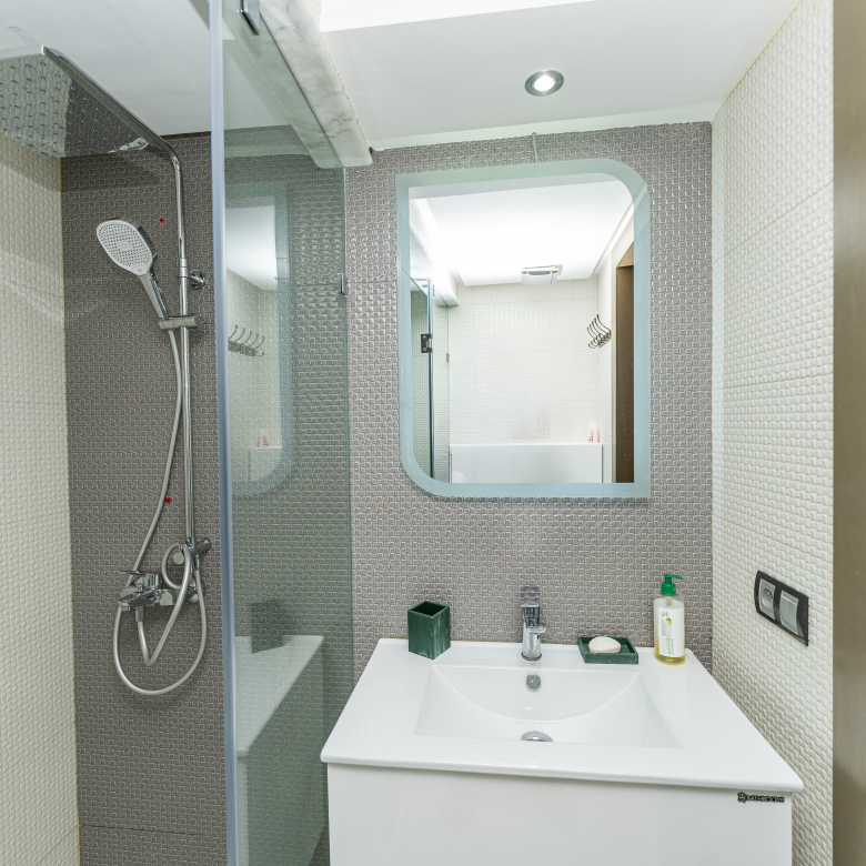 Stijlvol business-appartement — Executive Terrace, Tanger — 105m², 3slk, ondergrondse privé parkeerplaats