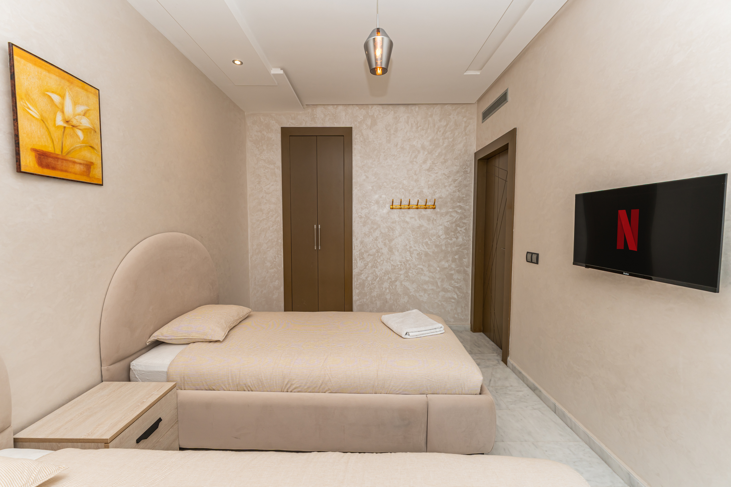 Stijlvol business-appartement — Executive Terrace, Tanger — 105m², 3slk, ondergrondse privé parkeerplaats