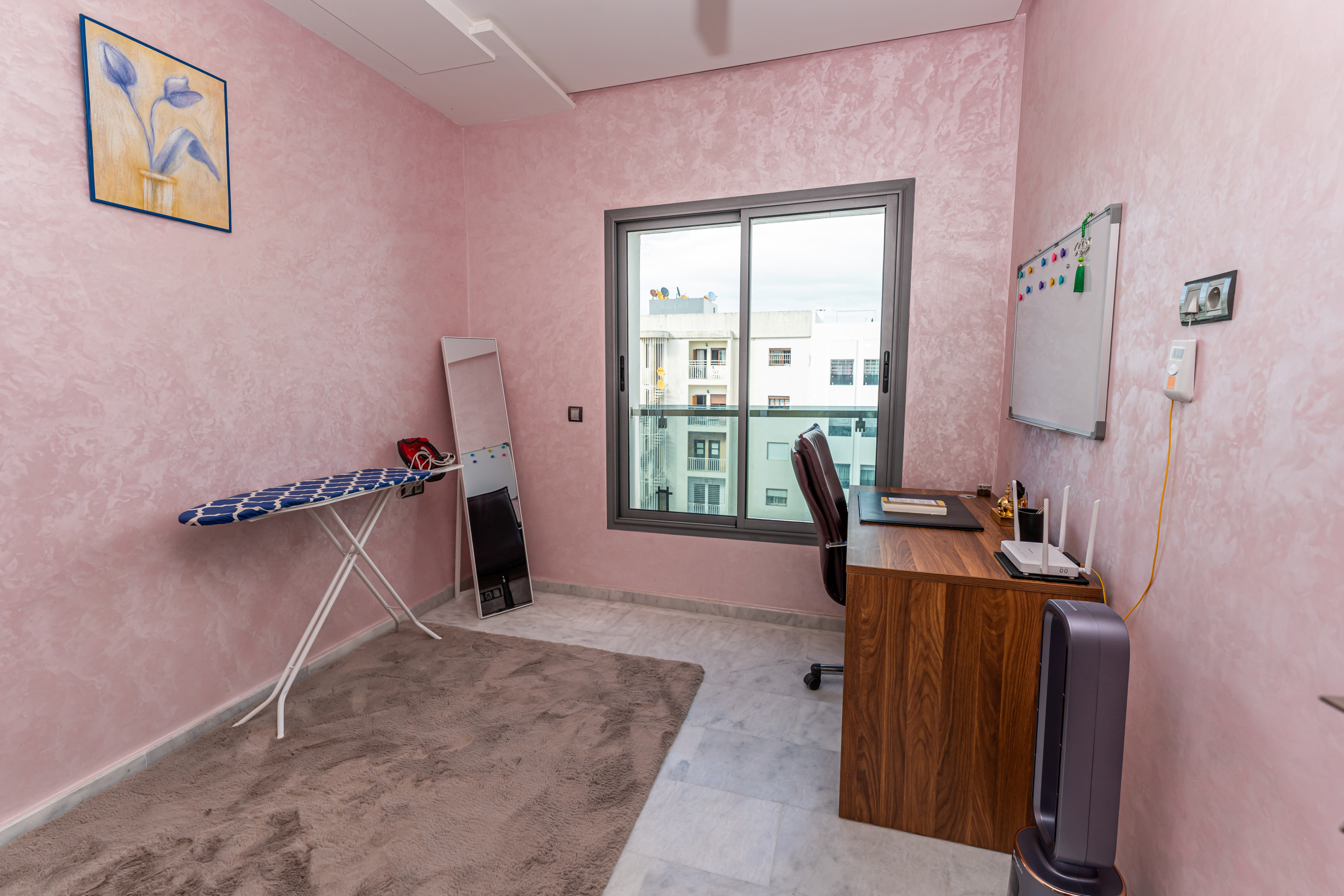 Stijlvol business-appartement — Executive Terrace, Tanger — 105m², 3slk, ondergrondse privé parkeerplaats