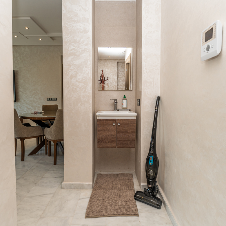 Stijlvol business-appartement — Executive Terrace, Tanger — 105m², 3slk, ondergrondse privé parkeerplaats
