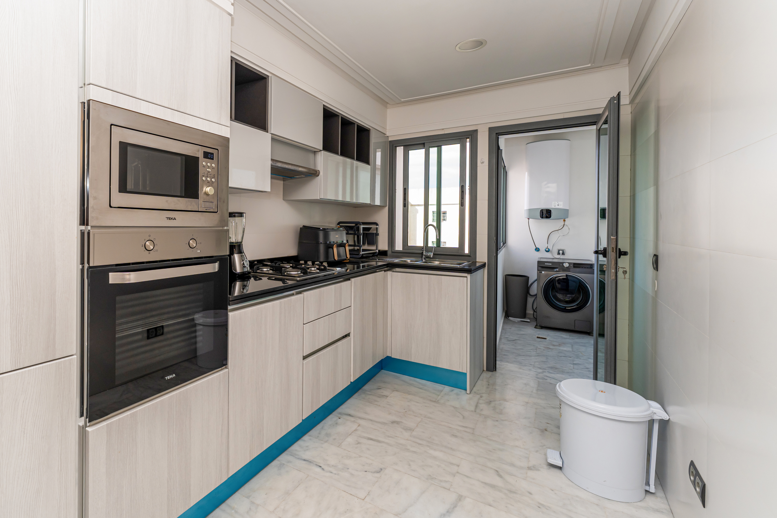 Stijlvol business-appartement — Executive Terrace, Tanger — 105m², 3slk, ondergrondse privé parkeerplaats