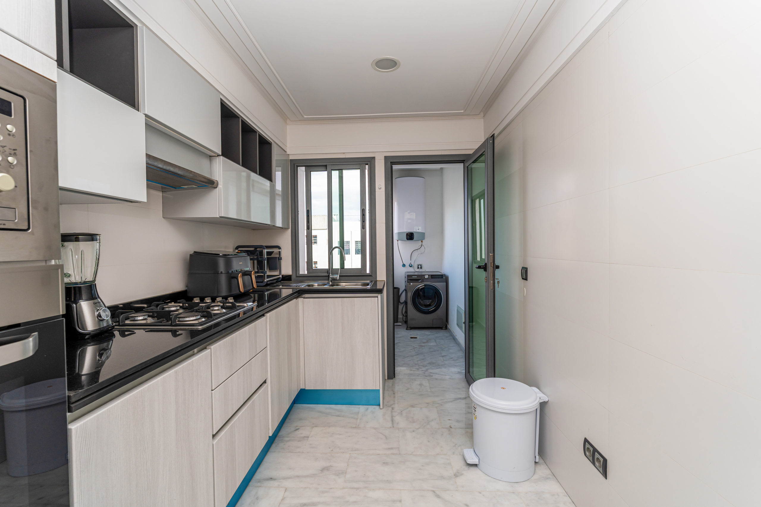 Stijlvol business-appartement — Executive Terrace, Tanger — 105m², 3slk, ondergrondse privé parkeerplaats