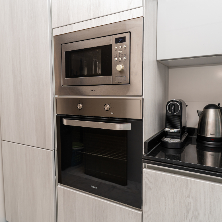 Stijlvol business-appartement — Executive Terrace, Tanger — 105m², 3slk, ondergrondse privé parkeerplaats