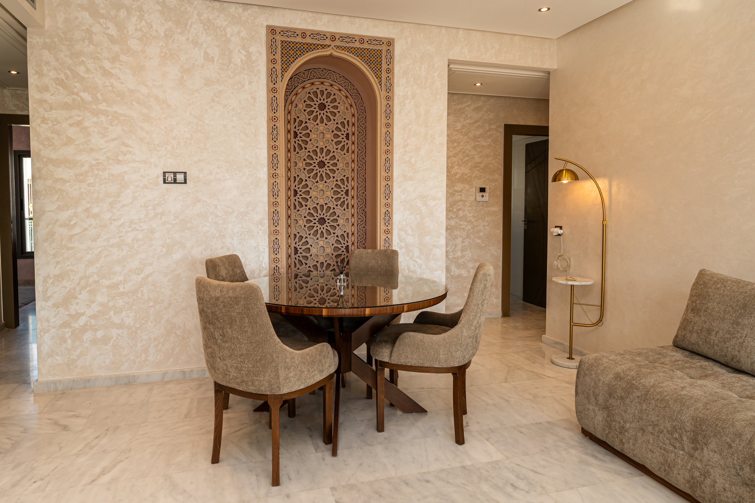 Stijlvol business-appartement — Executive Terrace, Tanger — 105m², 3slk, ondergrondse privé parkeerplaats