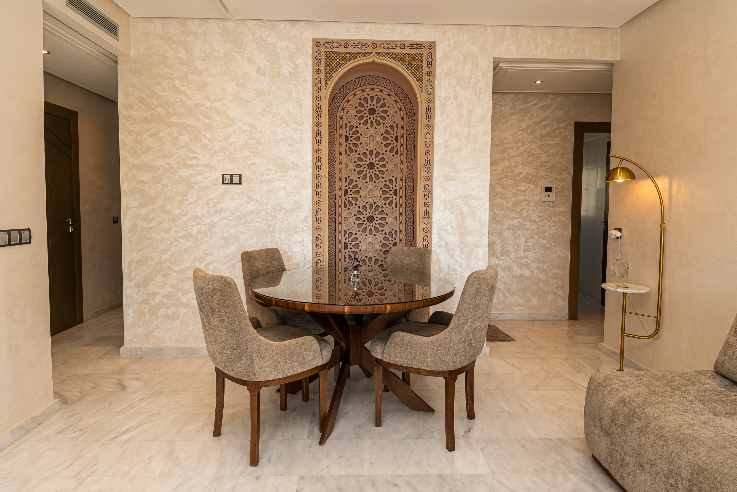 Stijlvol business-appartement — Executive Terrace, Tanger — 105m², 3slk, ondergrondse privé parkeerplaats