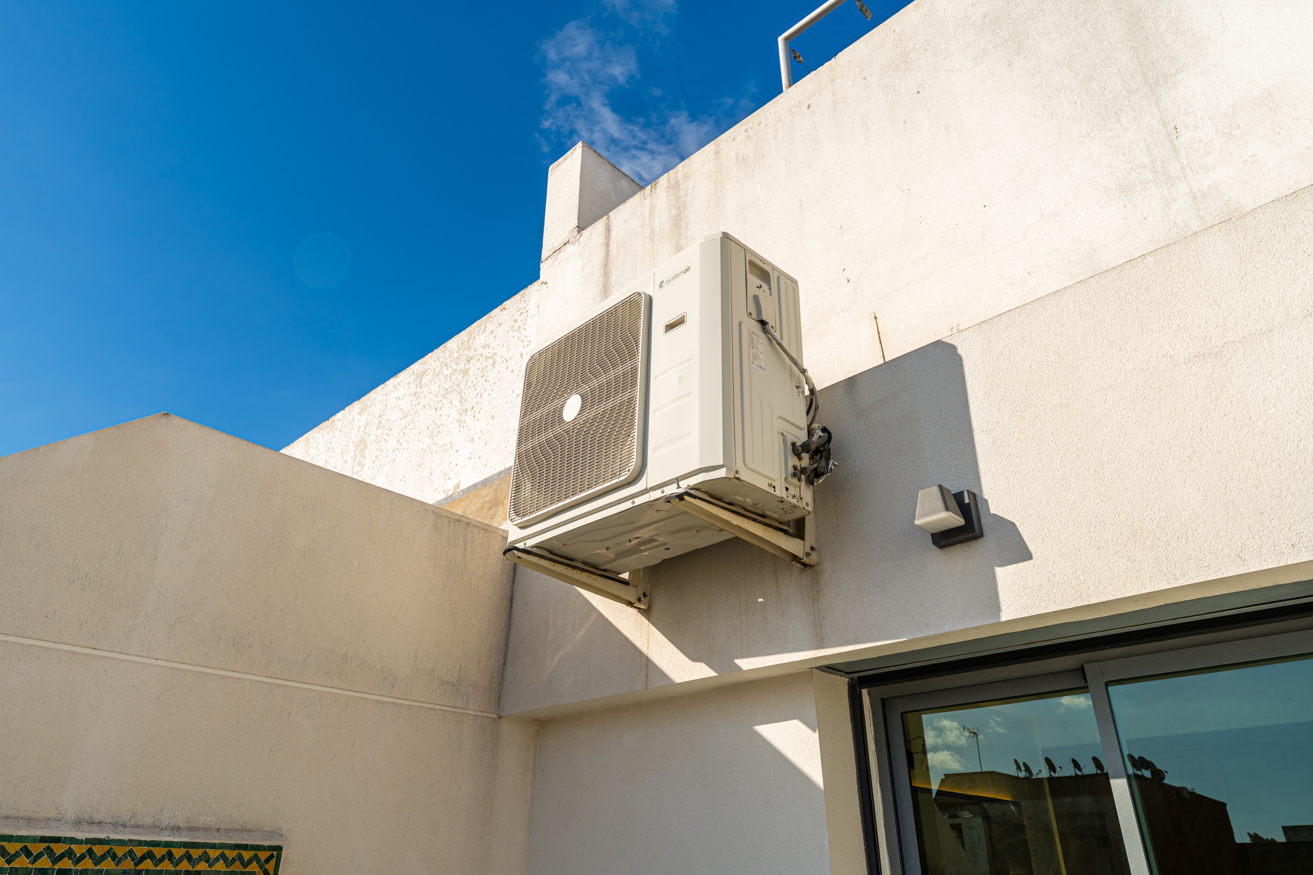 Stijlvol business-appartement — Executive Terrace, Tanger — 105m², 3slk, ondergrondse privé parkeerplaats