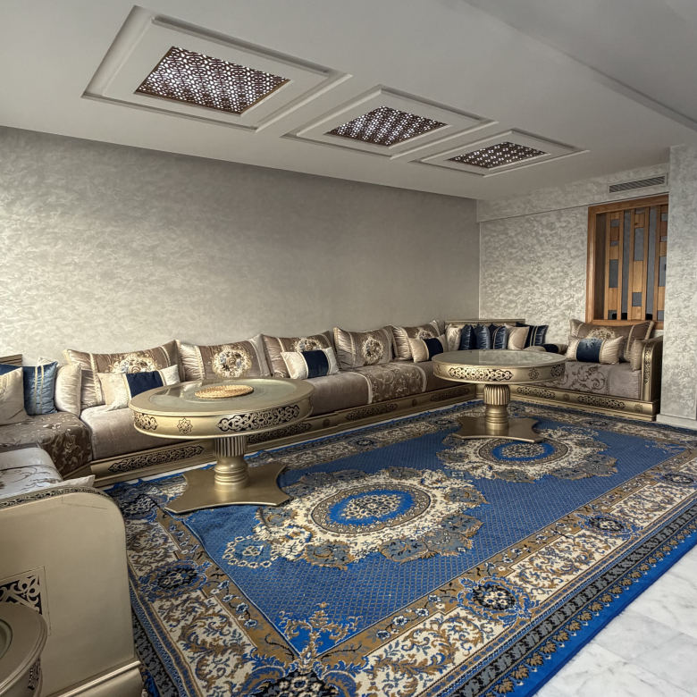 Centraal gelegen appartement — Lina, Avenue Moulay Ismail, Tanger — 101 m², 3 slpk