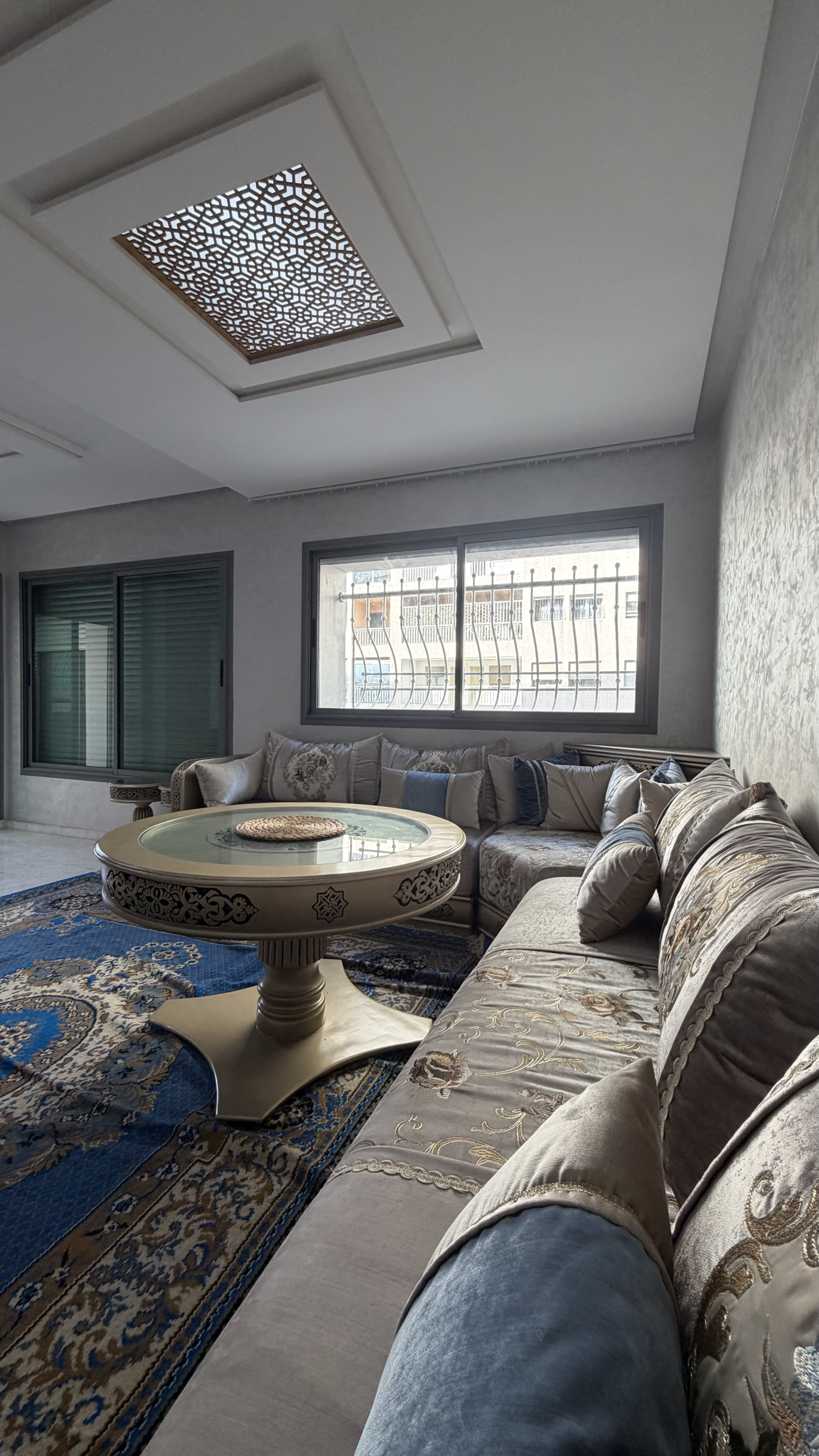 Centraal gelegen appartement — Lina, Avenue Moulay Ismail, Tanger — 101 m², 3 slpk