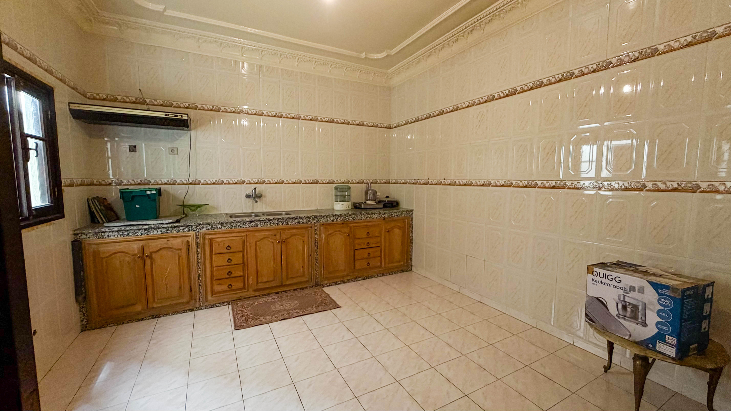 Gezinswoning met garage — El Mandar El Jamil, Drissia, Tanger — 285 m², 3 verdiepingen