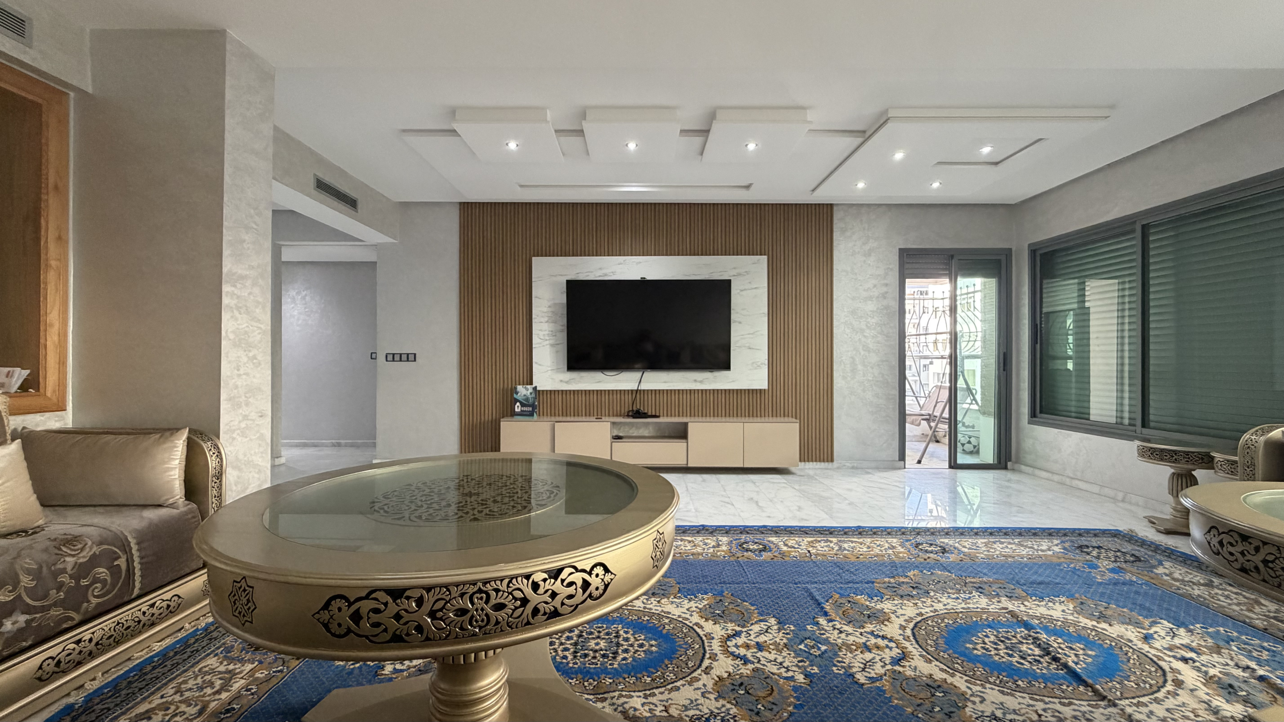 Centraal gelegen appartement — Lina, Avenue Moulay Ismail, Tanger — 101 m², 3 slpk