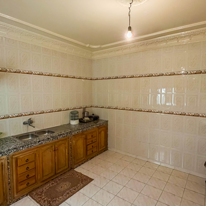 Gezinswoning met garage — El Mandar El Jamil, Drissia, Tanger — 285 m², 3 verdiepingen
