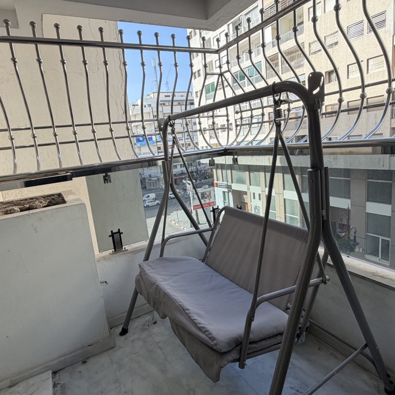 Centraal gelegen appartement — Lina, Avenue Moulay Ismail, Tanger — 101 m², 3 slpk