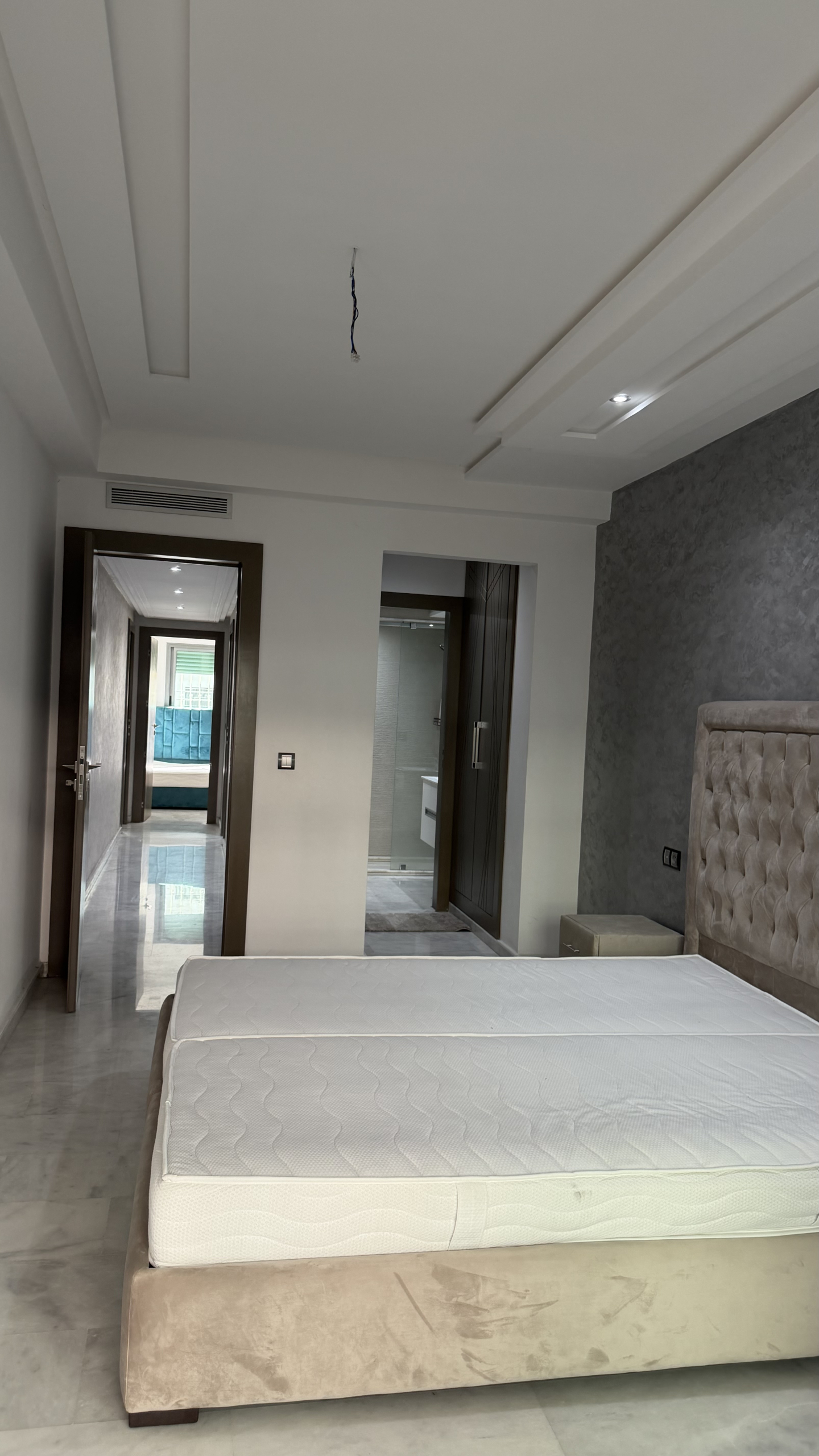 Centraal gelegen appartement — Lina, Avenue Moulay Ismail, Tanger — 101 m², 3 slpk