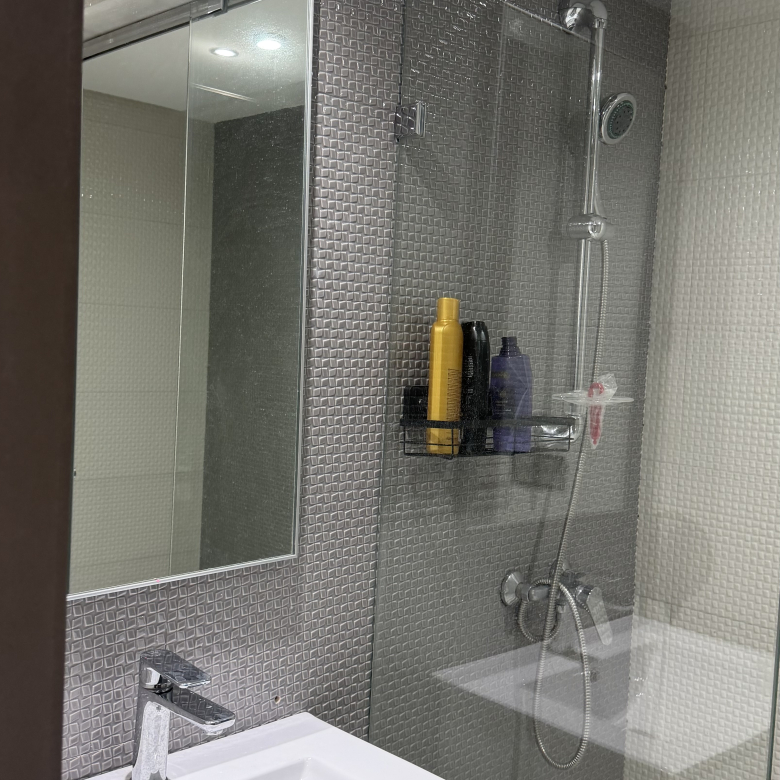 Centraal gelegen appartement — Lina, Avenue Moulay Ismail, Tanger — 101 m², 3 slpk