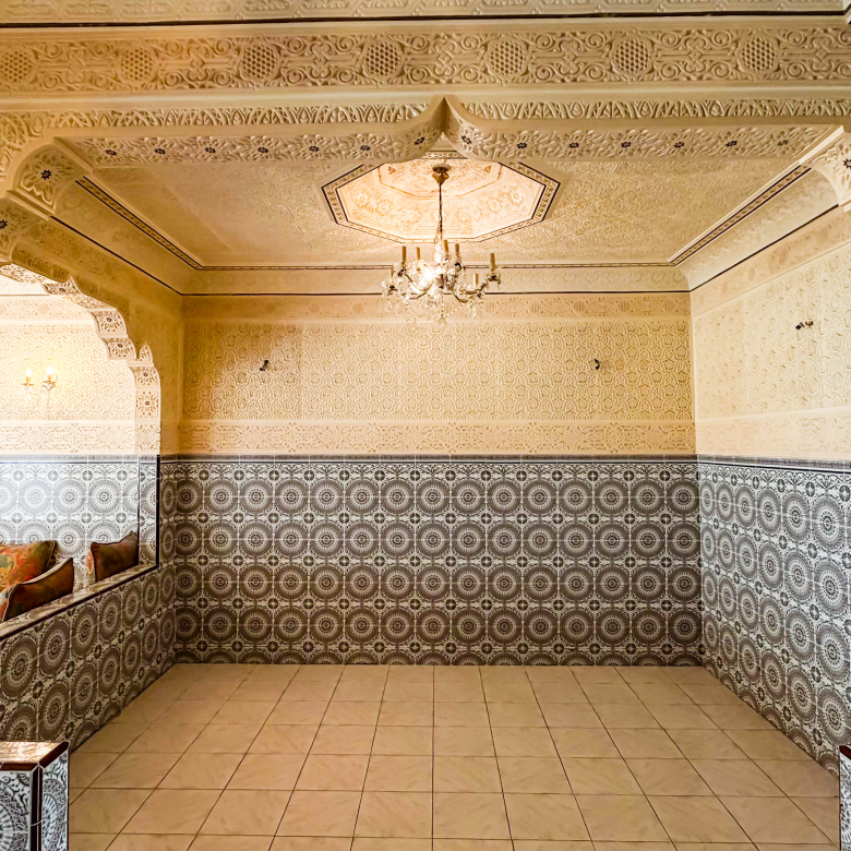Gezinswoning met garage — El Mandar El Jamil, Drissia, Tanger — 285 m², 3 verdiepingen