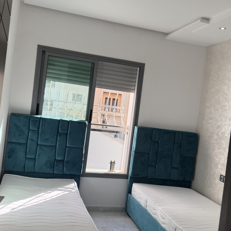 Centraal gelegen appartement — Lina, Avenue Moulay Ismail, Tanger — 101 m², 3 slpk