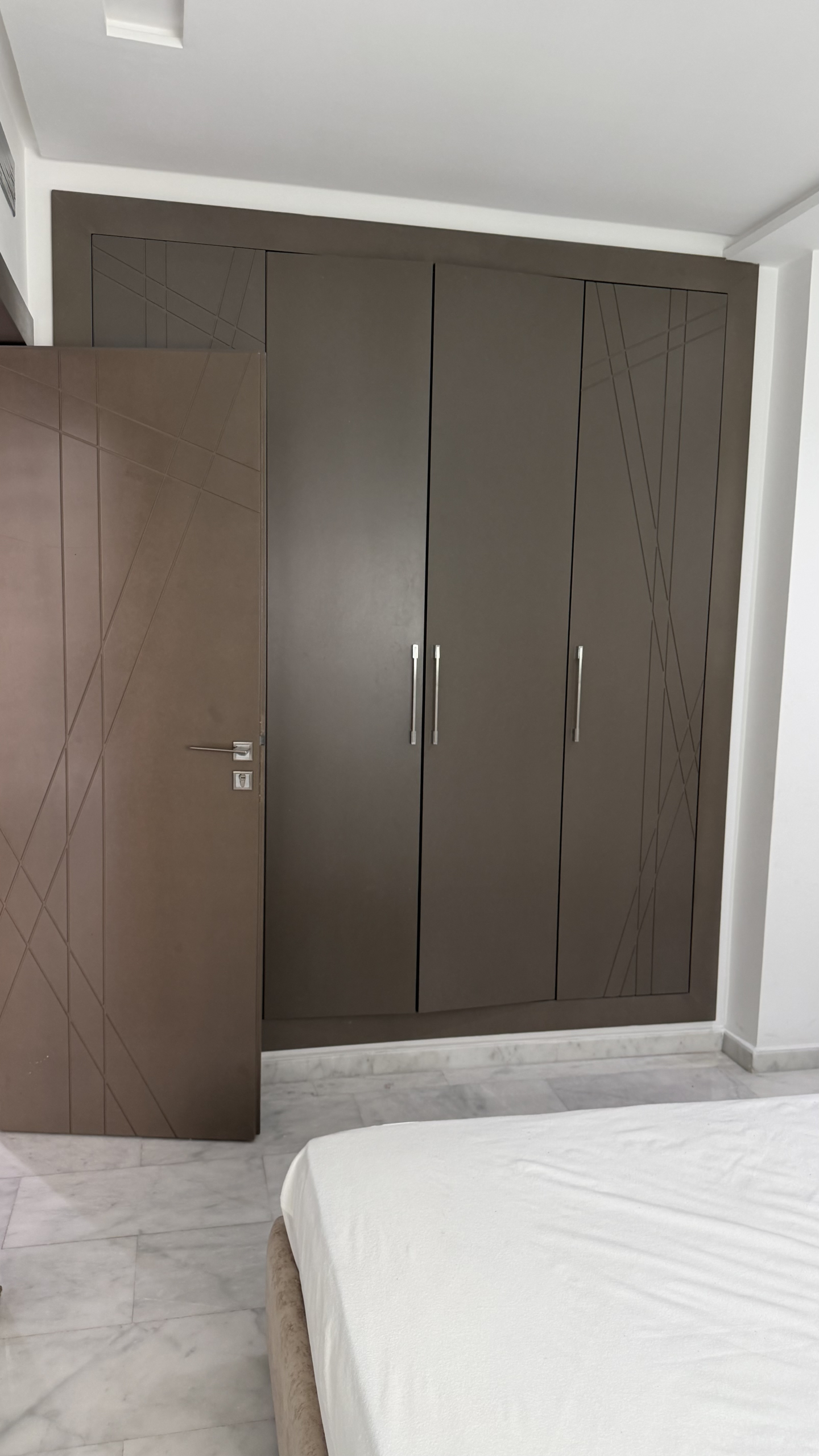 Centraal gelegen appartement — Lina, Avenue Moulay Ismail, Tanger — 101 m², 3 slpk