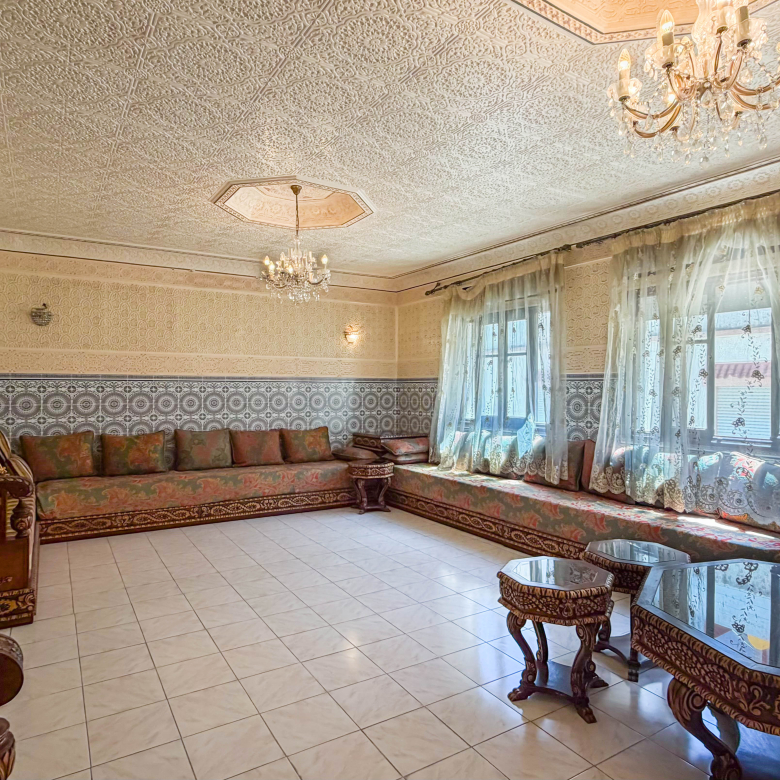 Gezinswoning met garage — El Mandar El Jamil, Drissia, Tanger — 285 m², 3 verdiepingen