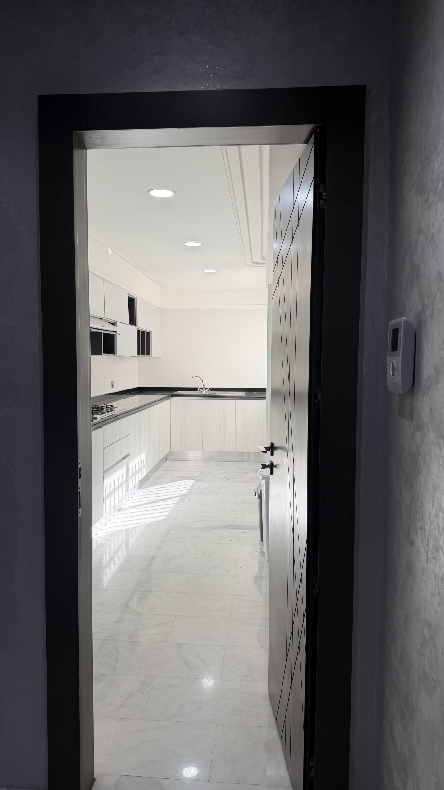 Centraal gelegen appartement — Lina, Avenue Moulay Ismail, Tanger — 101 m², 3 slpk