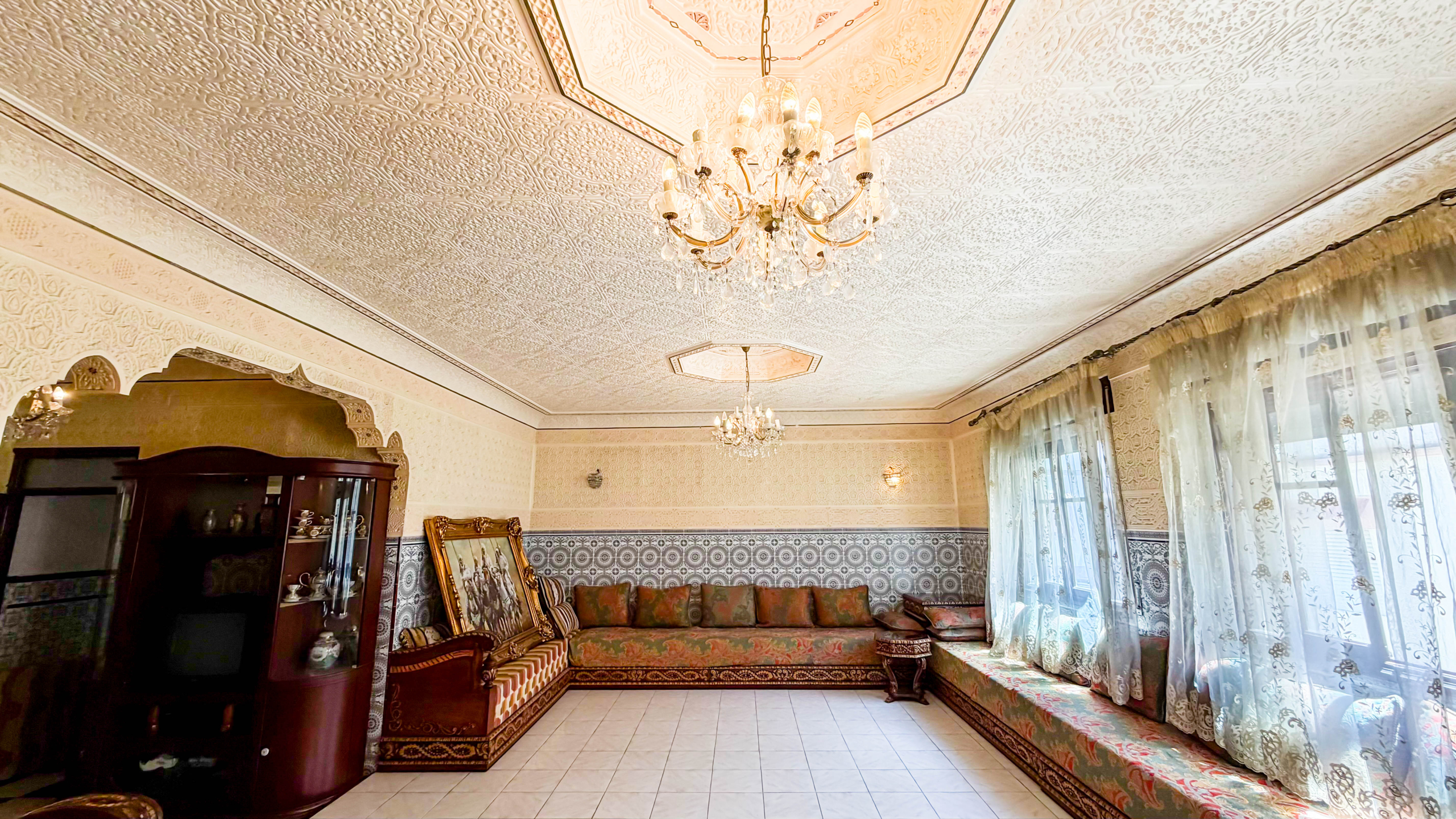 Gezinswoning met garage — El Mandar El Jamil, Drissia, Tanger — 285 m², 3 verdiepingen