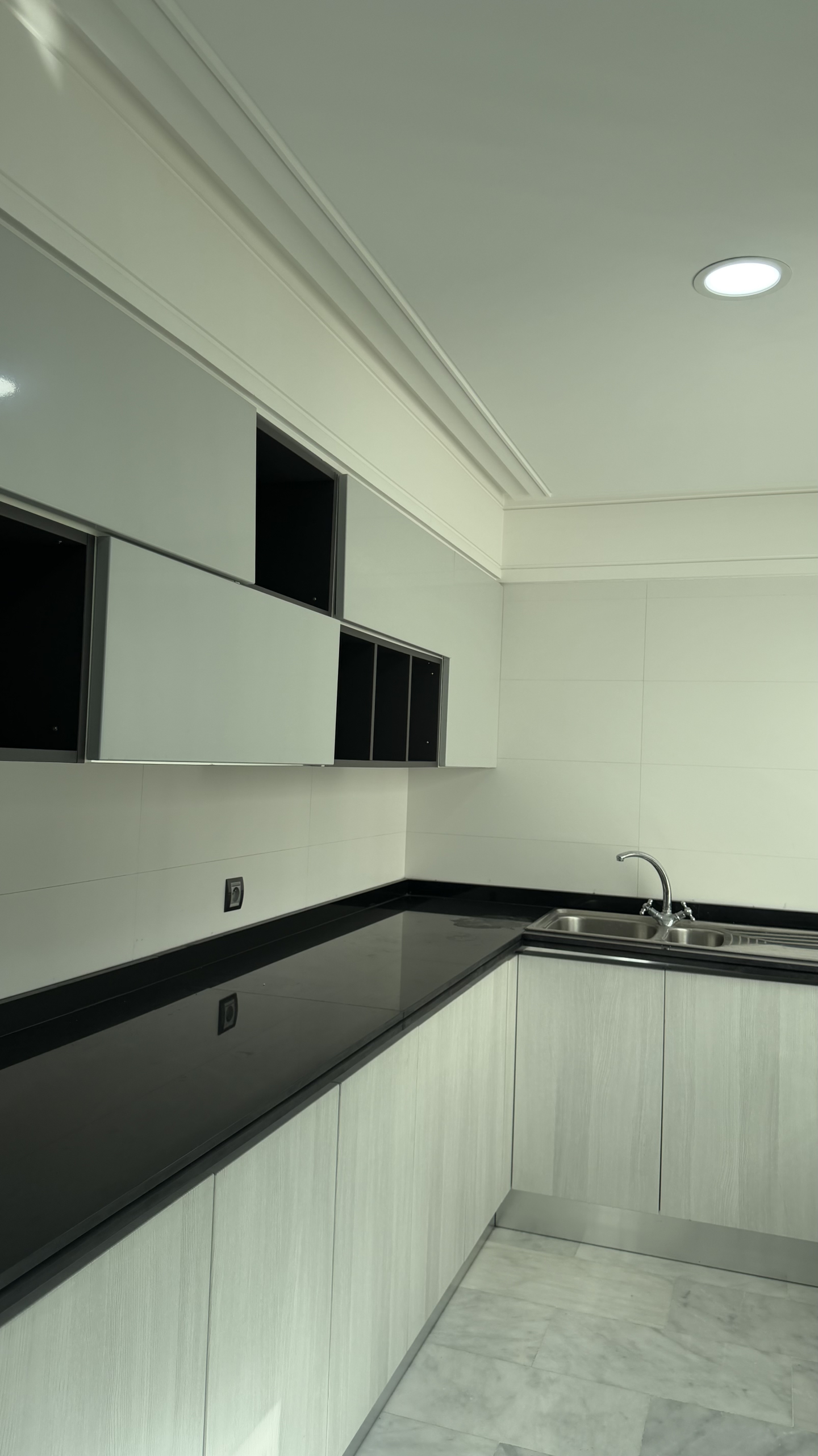 Centraal gelegen appartement — Lina, Avenue Moulay Ismail, Tanger — 101 m², 3 slpk