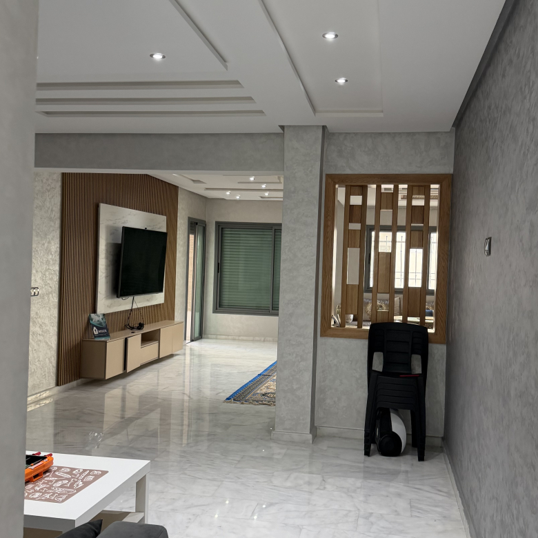 Centraal gelegen appartement — Lina, Avenue Moulay Ismail, Tanger — 101 m², 3 slpk