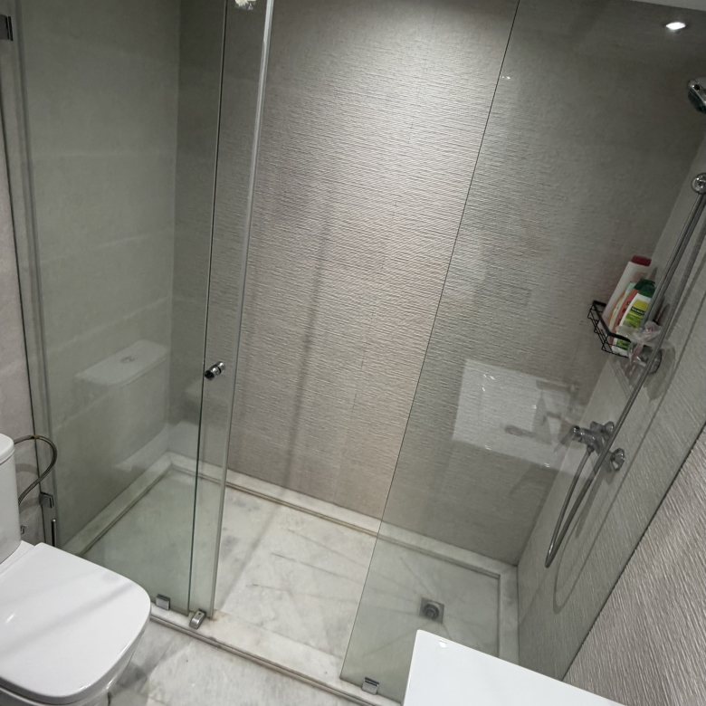 Centraal gelegen appartement — Lina, Avenue Moulay Ismail, Tanger — 101 m², 3 slpk